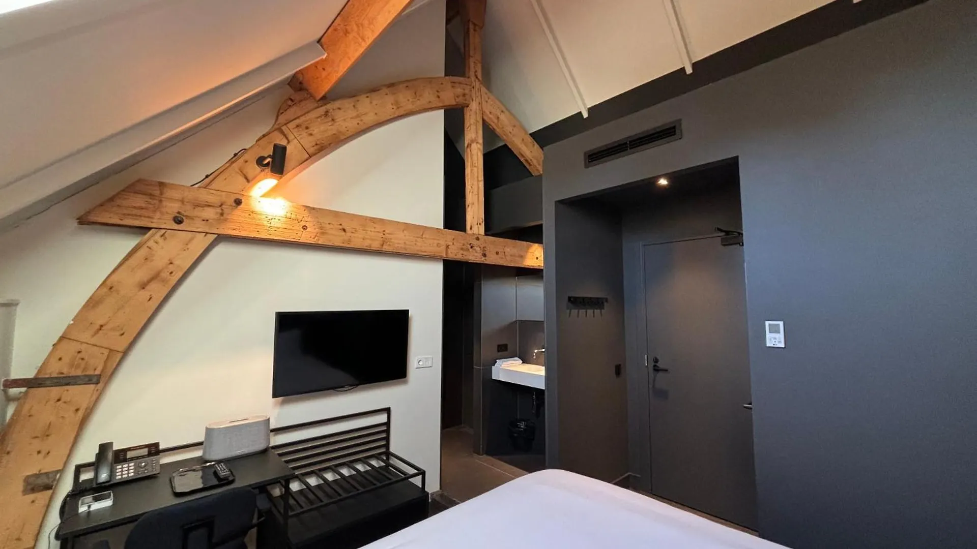 Kazerne Hotel - Member Of Design Hotels Eindhoven