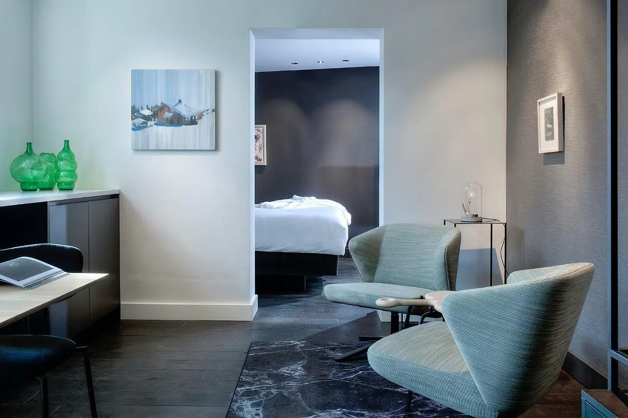 Hotel Kazerne Eindhoven 4*,